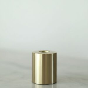 pe21035 candelero tubo dorado s 01